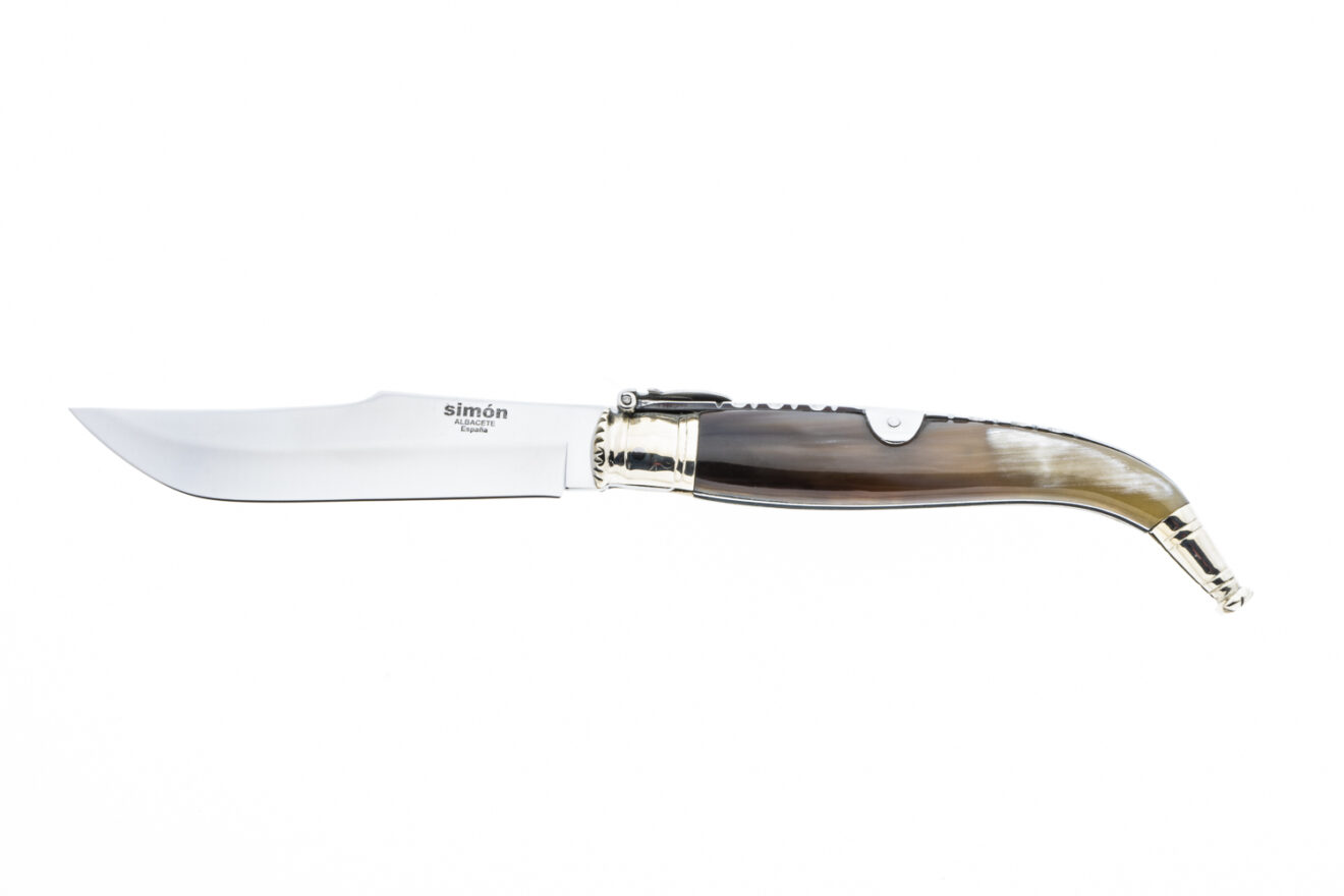 Classic spanish sevillana knife made in tempered steel with bull horn