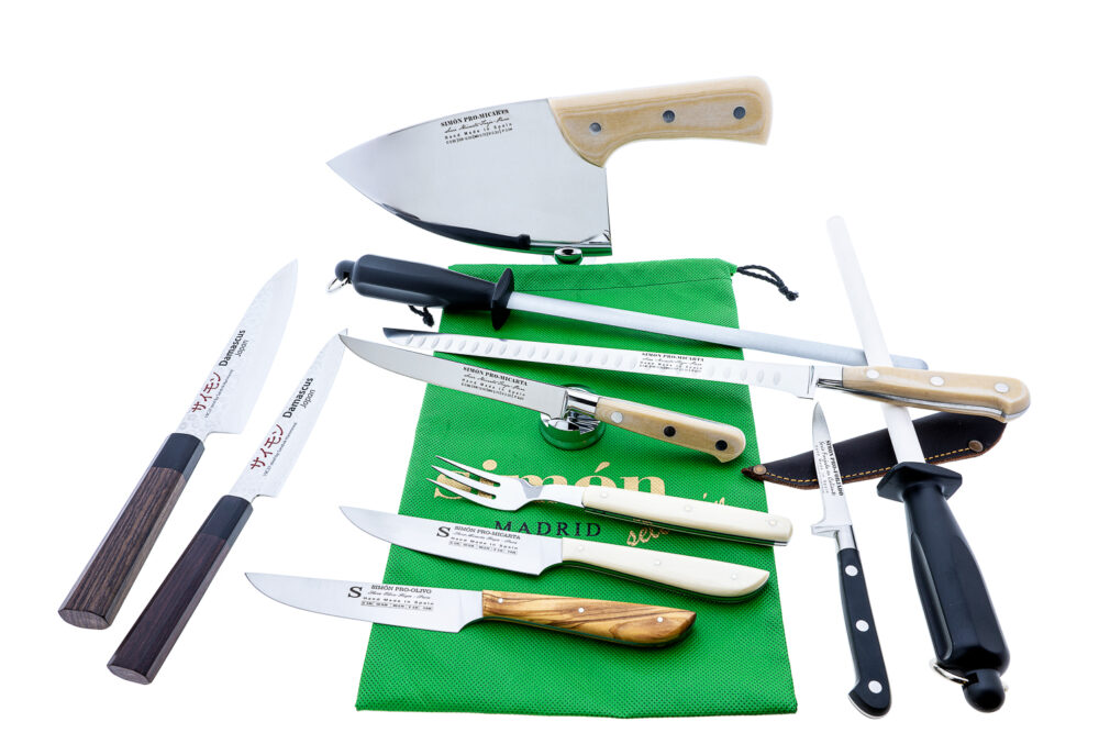 Kitchen knives and accessories